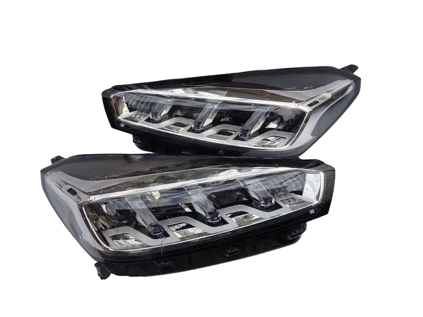 Chery Tiggo 4 Headlights supplier identification example