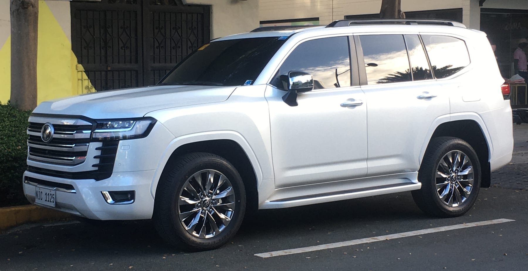 Toyota Land Cruiser vehicle reference